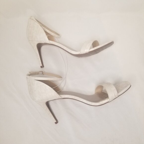 Impo Women 11M 3" High Heel Ankle Strap Open Toe Sandal Leopard Beige Ivory Shee - Picture 8 of 15